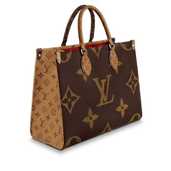 Louis Vuitton - Picture 8 of 10